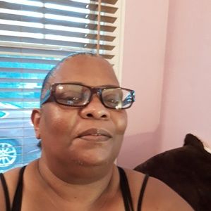 Meet your Posher, Latonya